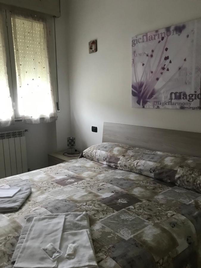 Residence Mariele Tavazzano Bagian luar foto
